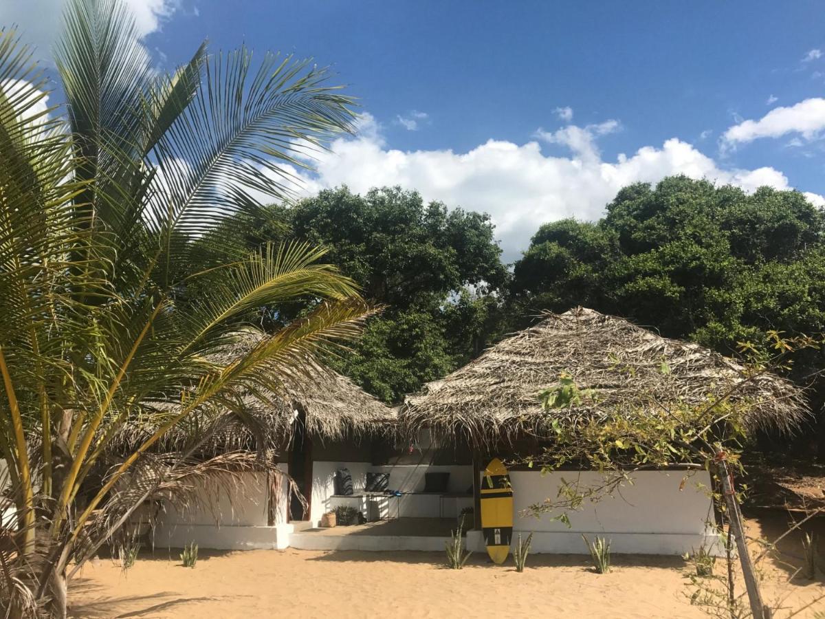 Upali Beach Surf Resort & Cafe Arugam Bay Esterno foto